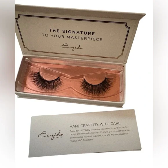 Esqido Handcrafted False Eyelashes New in Box - Picture 1 of 6